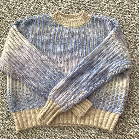 Purple and tan Ombré Crew neck Knit Sweater-New Without Tags - Picture 4 of 5